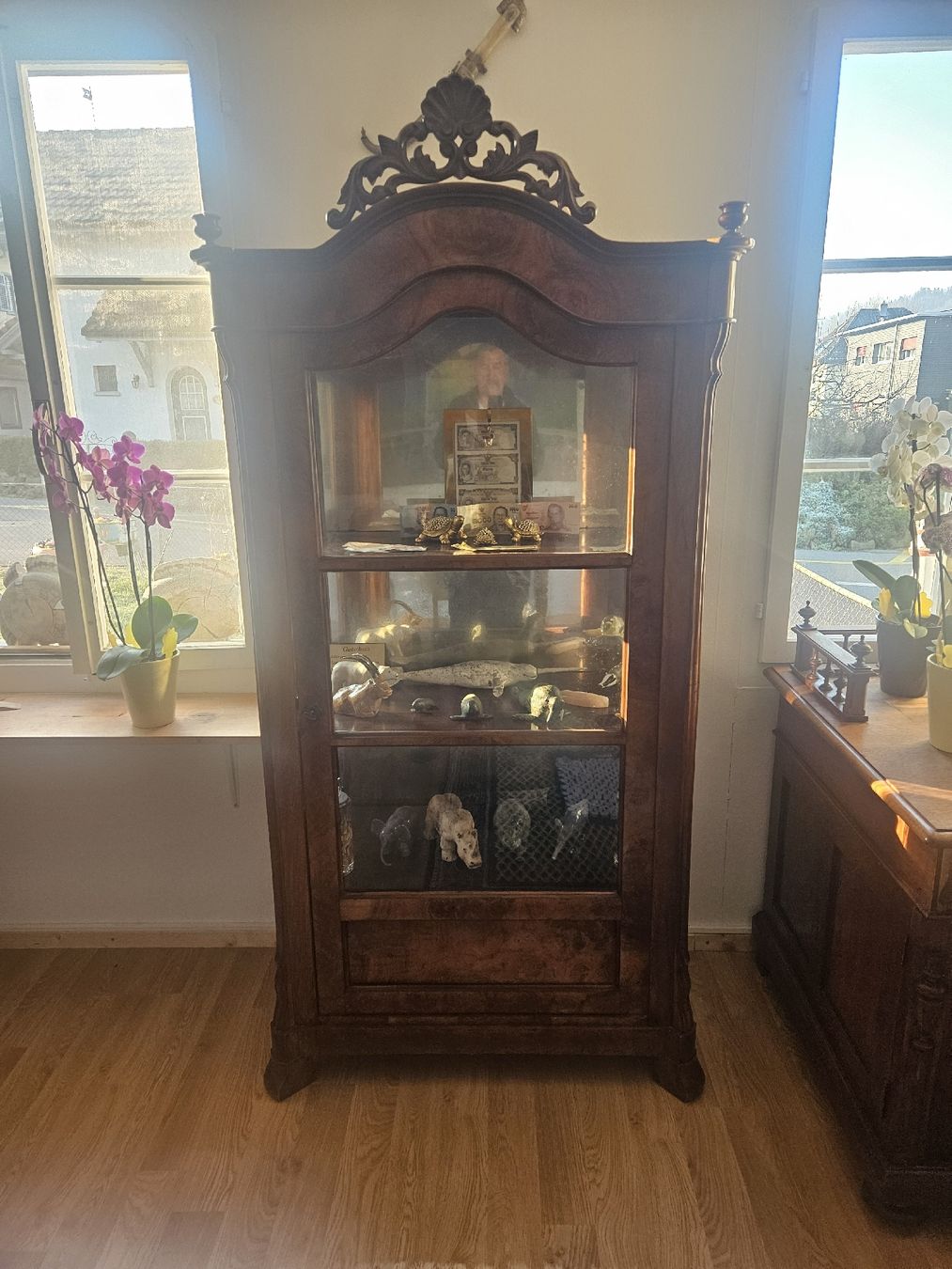 Vetrine: seltener antiker Vitrinenschrank – Usato da Schafisheim venduto da BananeBoris