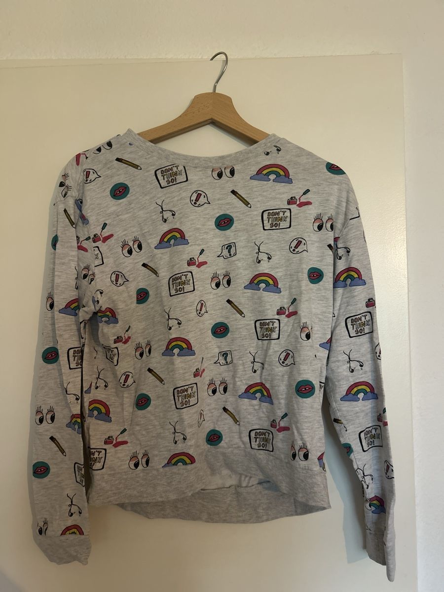 H&M Kleiderpakete: H&M Divided Pullover Motivdruck – Gebraucht aus Brüttisellen von becca2503
