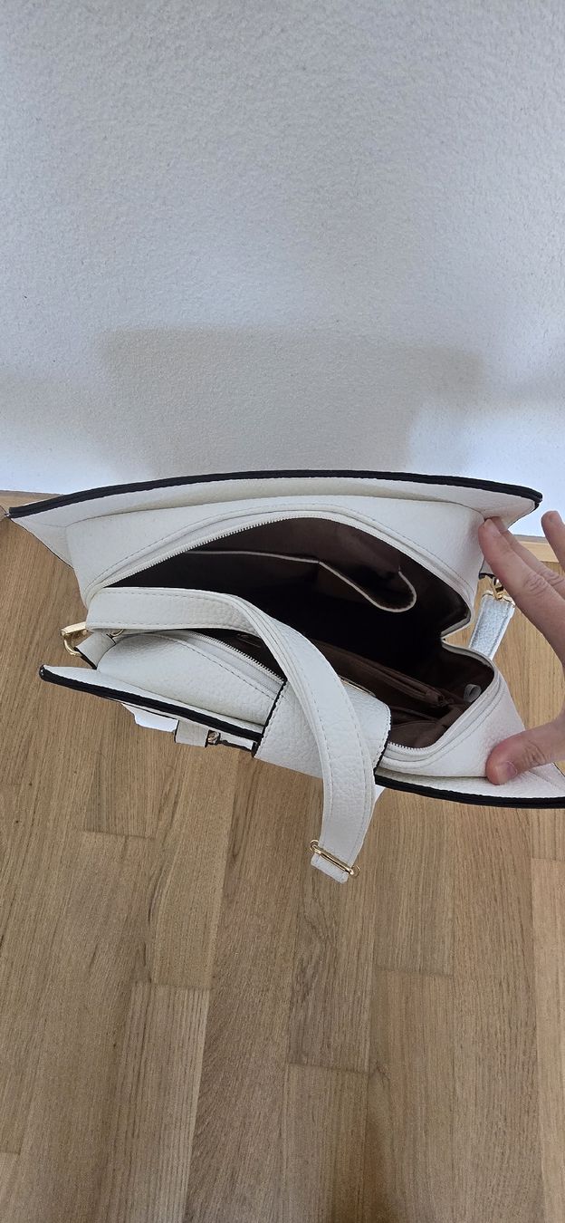 Borse da donna: Handtasche Weiss – Usato da Ueberstorf venduto da andrea898 1