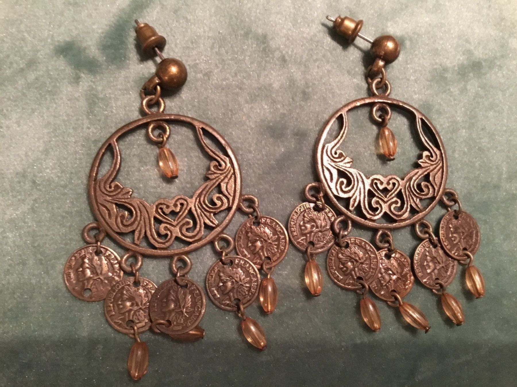 Orecchini pendenti & Orecchini a lobo: Boucles d’oreilles clou style indien – Nuovo e nell'imballaggio originale da Le Landeron venduto da nic_8hd5