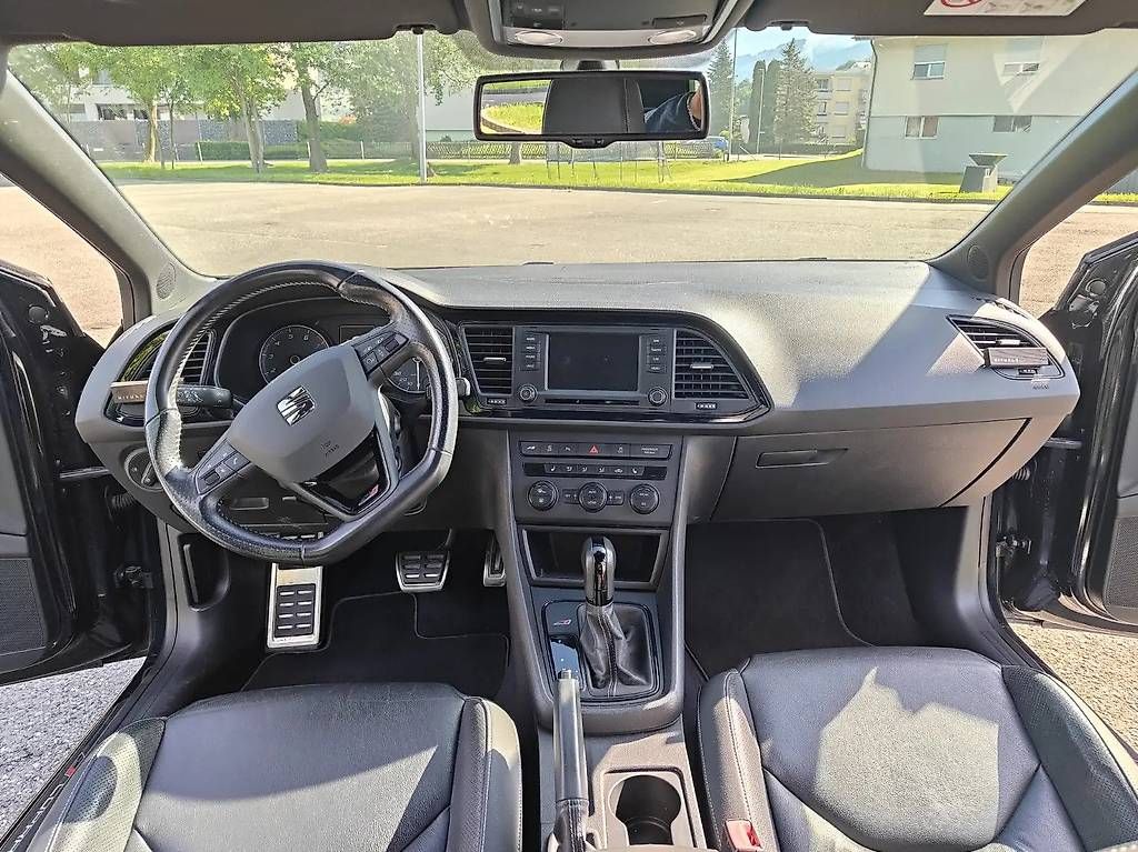 Automobili: SEAT Leon 2.0 TSI 280 Cupra DSG – Usato da Langenthal venduto da Goergens10 4