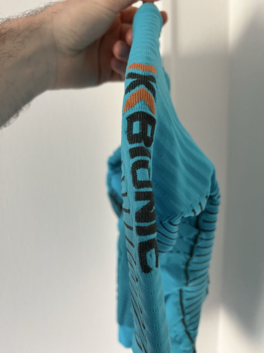X-bionic Top: X Bionic long sleeve base layer Top Small – Usato da Lausanne venduto da Danash 3