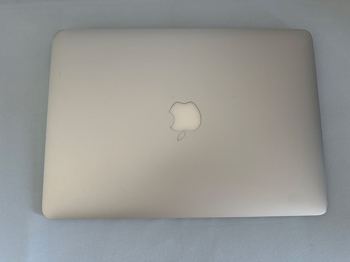Apple Portables: Appel MacBook Air gebraucht – D'occasion à adliswil par iri_8fjv 1