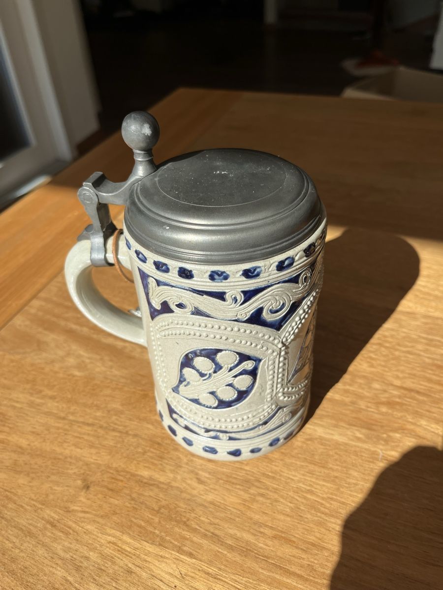 Verres: 3 Bierkrüge Gerz – Neuf (Voir description) à Fribourg par Zurbiene 1