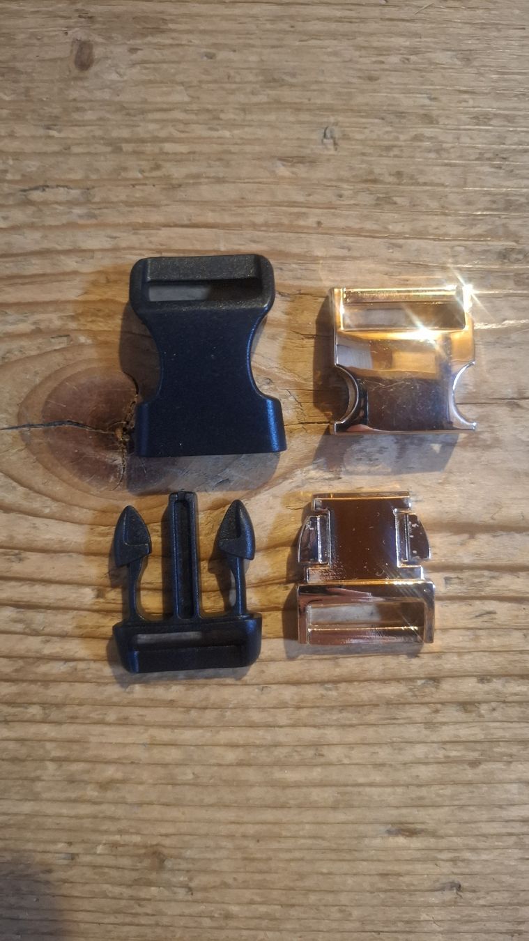 Attrezzatura da arrampicata: Steckschnallen. 2cm – Nuovo (secondo la descrizione) da Ebnat-Kappel venduto da Aibur 3