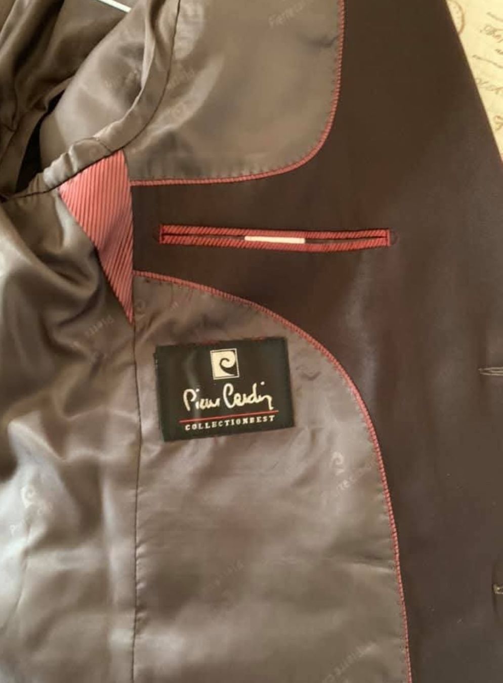 Kleiderpakete: 2x Blazers Pierre Cardin – Gebraucht aus Forel (Lavaux) von jon_565n 2