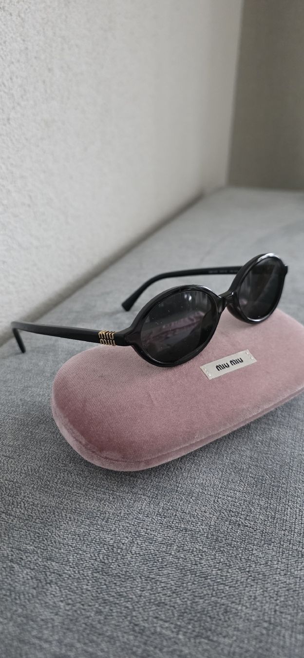 Miu Miu Occhiali & Lenti: Miu Miu Sonnenbrille  – Nuovo (secondo la descrizione) da Rümlang venduto da ilc_vm5p 5