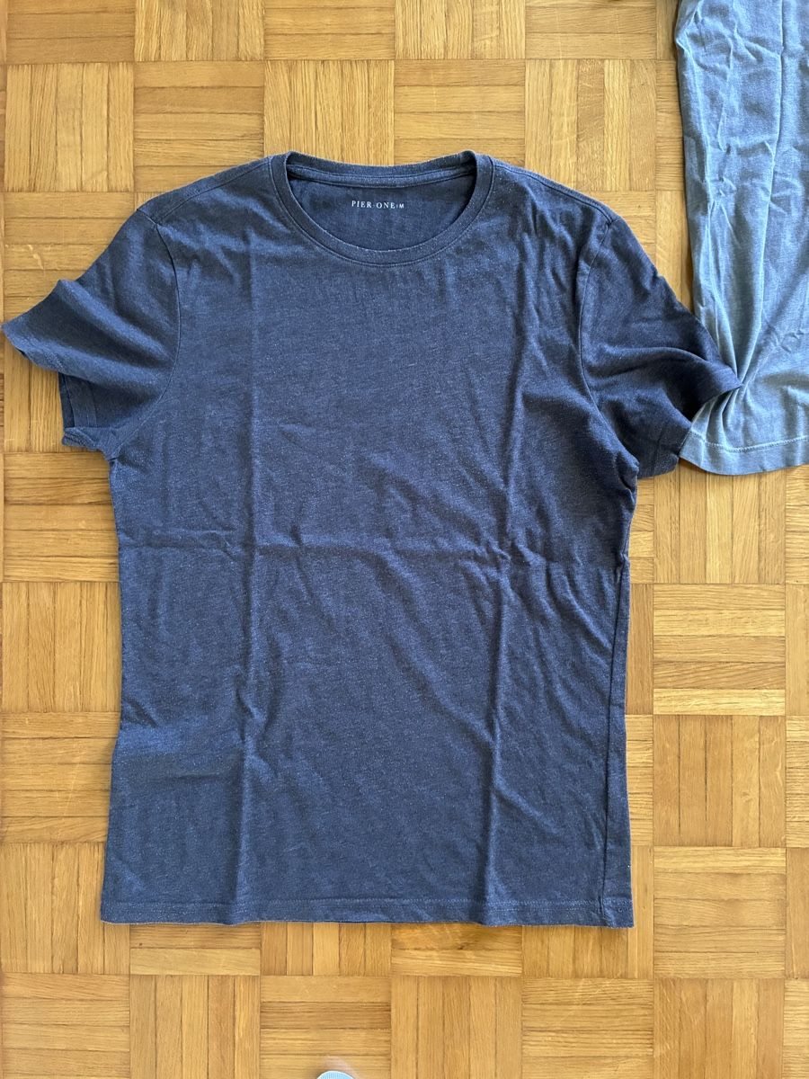 T-shirt: T-Shirt 3 Stück – Usato da Emmenbrücke venduto da nne_hm9j 4