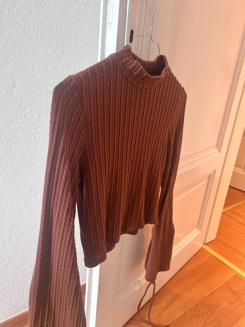 Top: Lelis Top lungo con lacci chic style versatile Taglia S – Nuovo (secondo la descrizione) da Bioggio venduto da Nadezhda 1