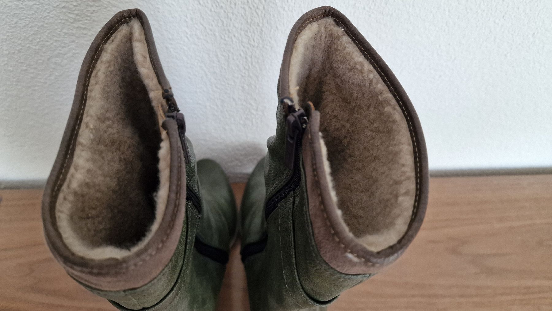 Mustang Scarpe da donna: Mustang Stiefel Gr. 39 oliv – Nuovo (secondo la descrizione) da Zofingen venduto da stm_dl82 3