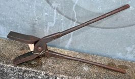 alte SCHMIEDEZANGE geschmiedet L 51cm 24 punz B.J.