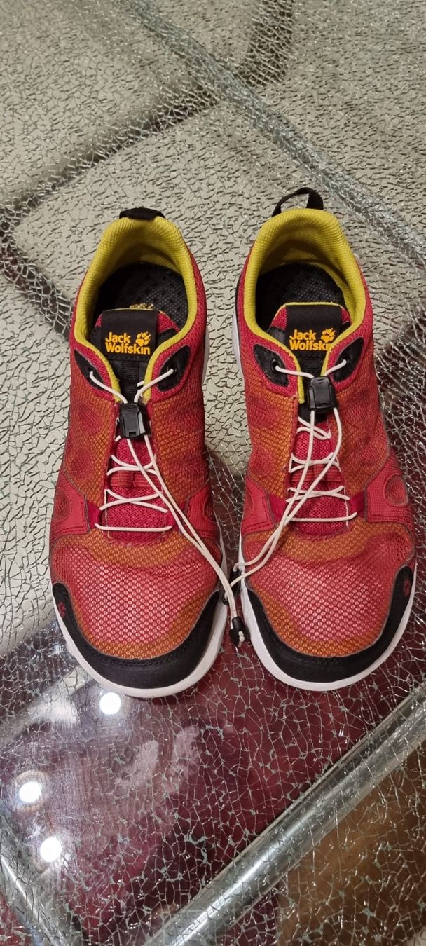 Jack Wolfskin Scarpe da donna: Jack Wolfskin Gr. 41 – Usato da Luzern venduto da Edii025