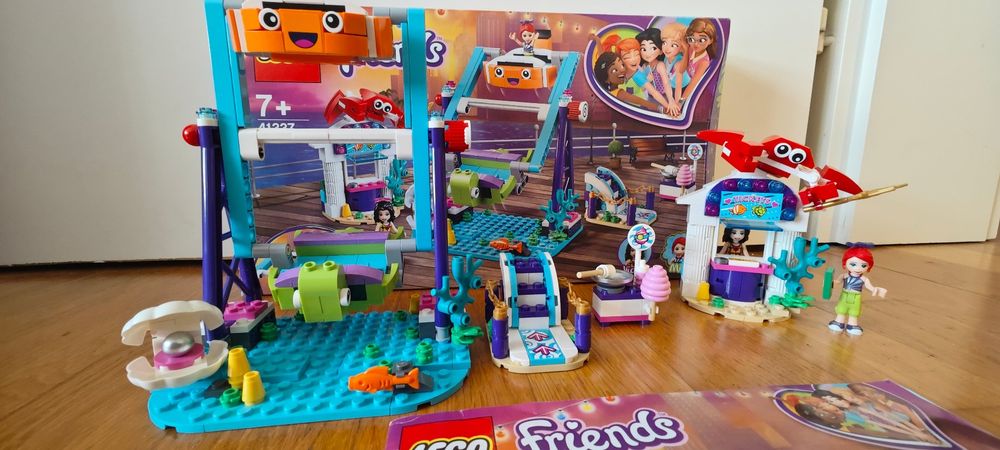 Lego best sale friends looping