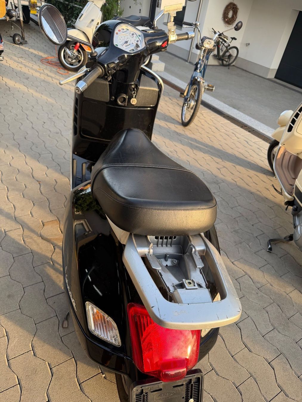 Piaggio Strasse: Piaggio Vespa GTS 125 – Gebraucht aus Hefenhofen von Garage_Barone 4