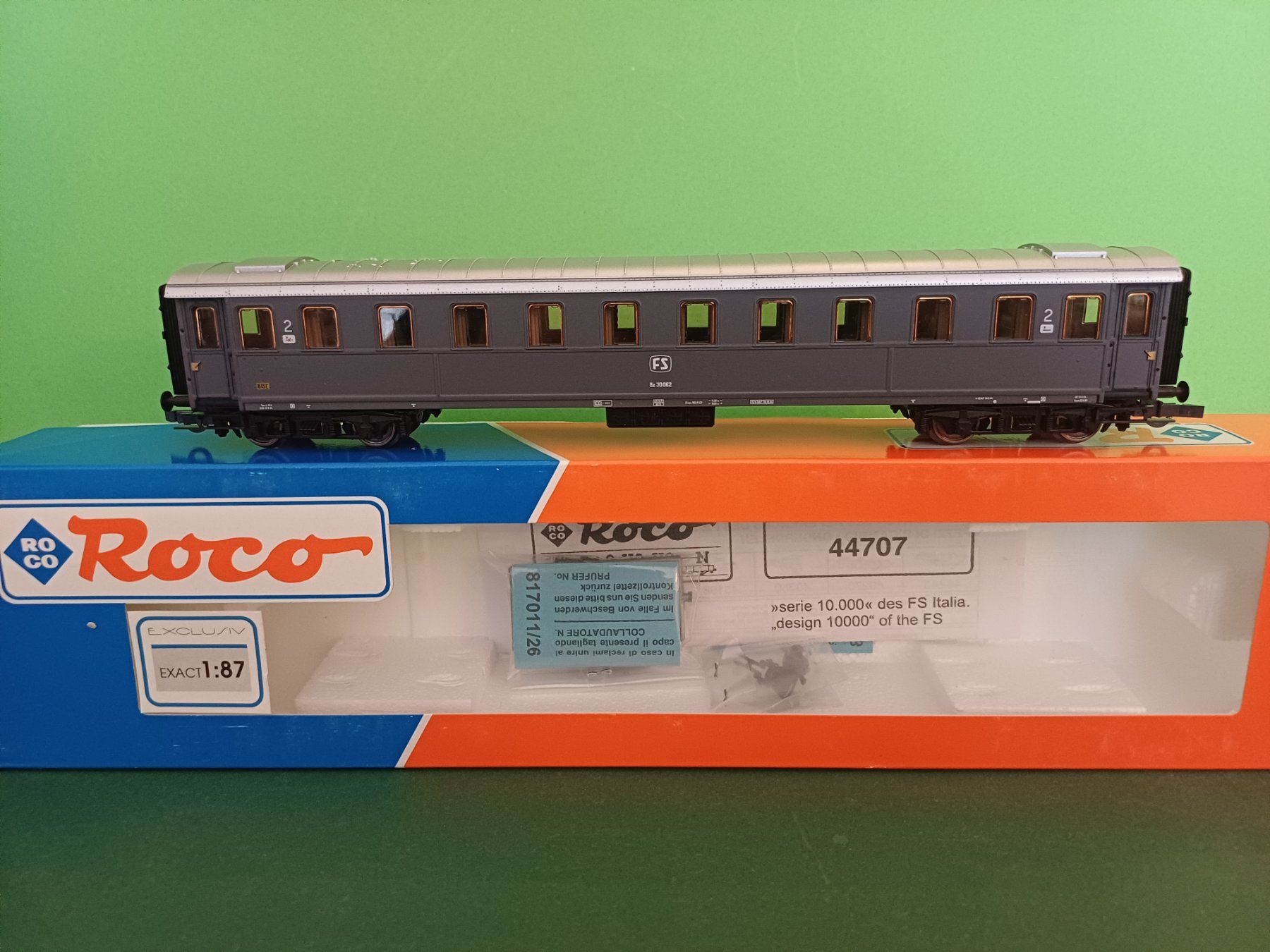 Roco Modellini di ferrovie: Roco Schnellzugwagen 2.Klasse der FS – Usato da Bassersdorf venduto da darki77