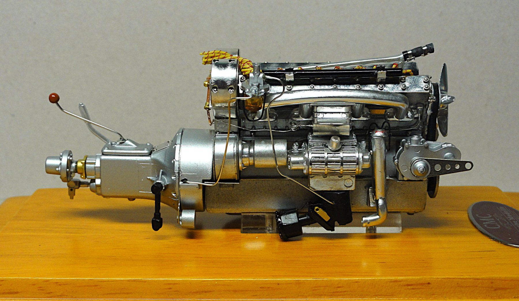 CMC Modellini d'auto: CMC 1:18 / Motor-Aggregat Bugatti 57 SC, 1938 – Usato da Solduno venduto da albimicio 7