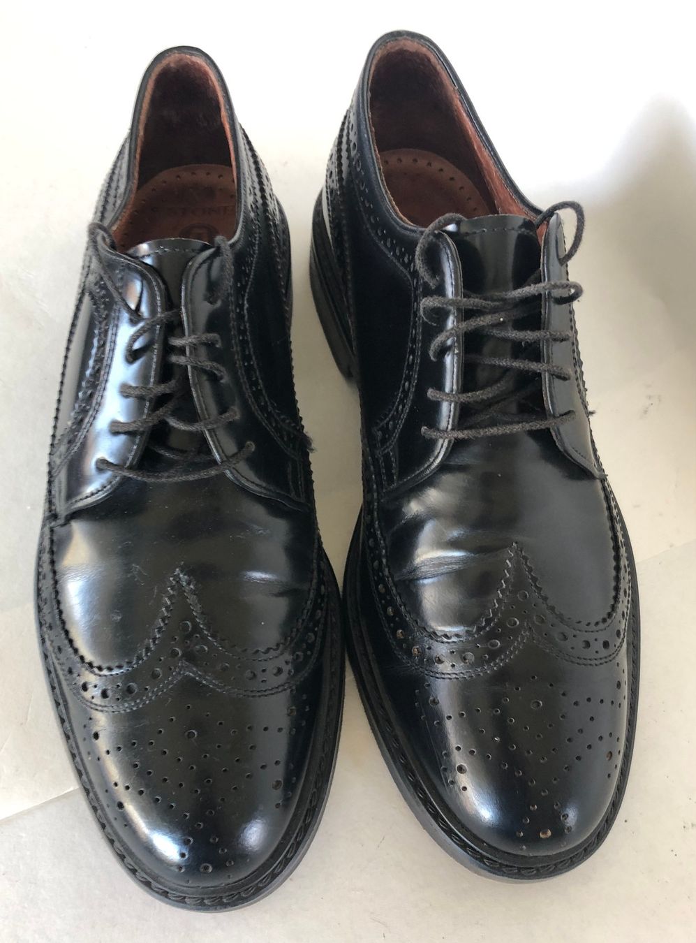 Scarpe da uomo: OXFORD Lederhalbschuhe - Männer - Grösse 44 - – Usato da Appenzell venduto da Zimiuno