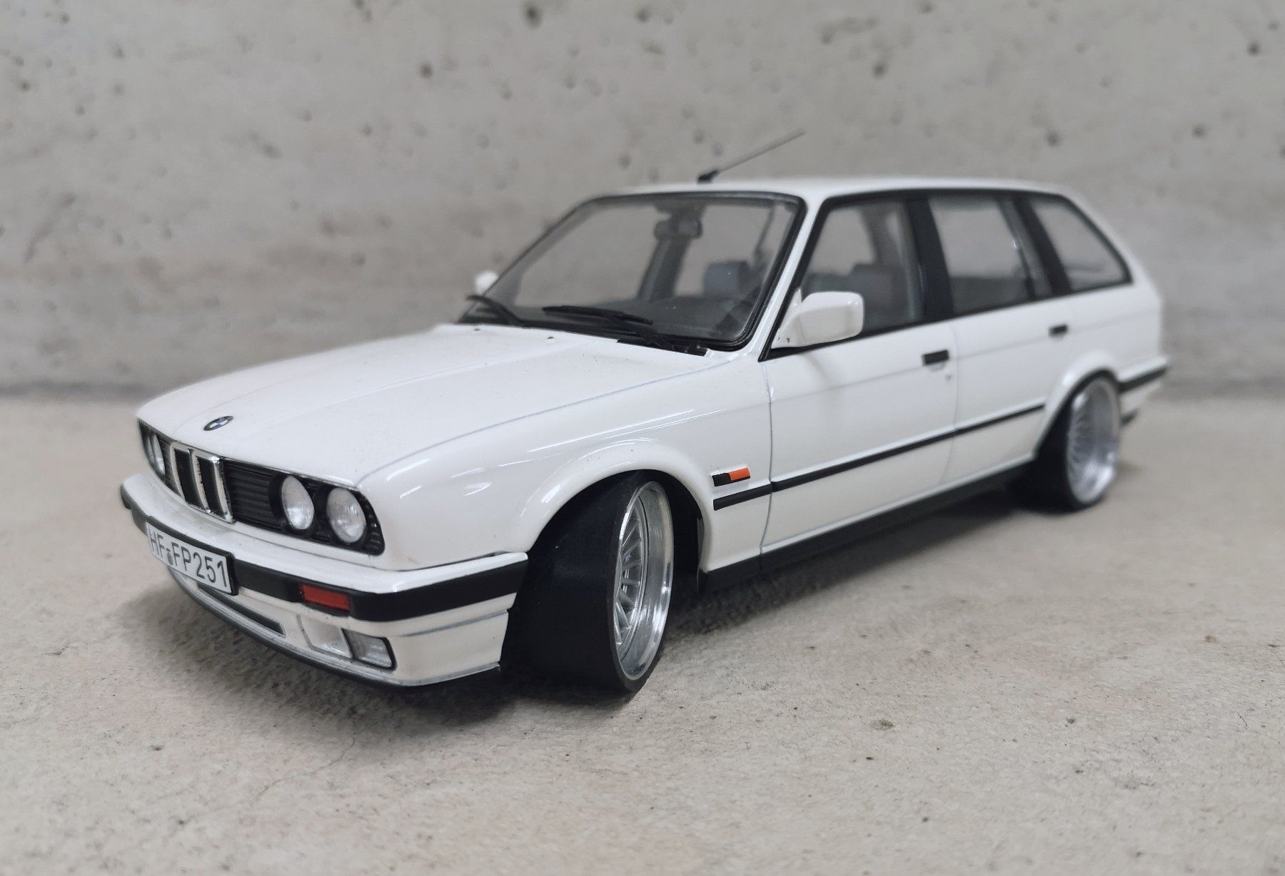 BMW Modellautos: 1:18 BMW 325i Touring Unikat – Neu (gemäss Beschreibung) aus Niederbipp von kevintifu20 3