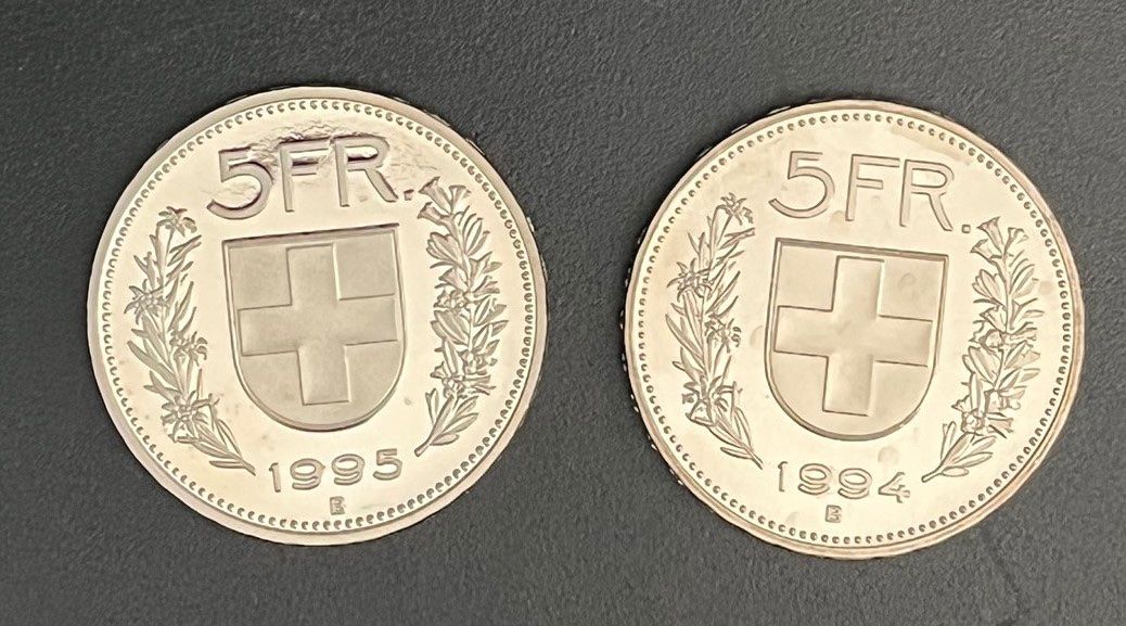 Tutti le monete: 2x5 FRS STGL/FDC 1995 ET 1994 ! – Nuovo (secondo la descrizione) da Courgenay venduto da Kolfree