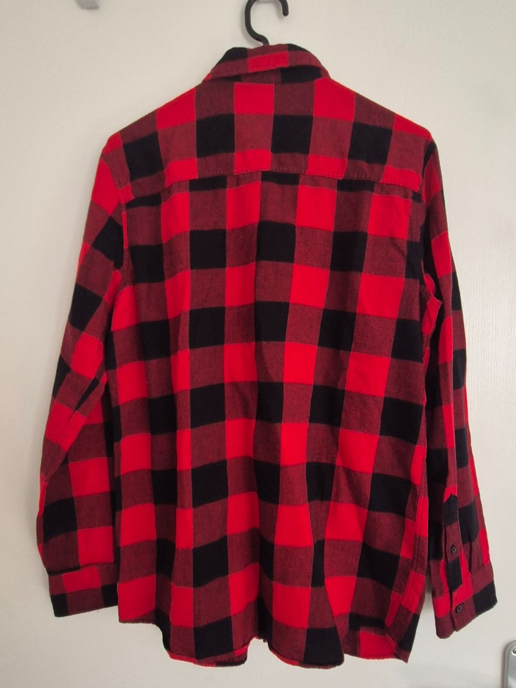 H&M Hemden, T-Shirts & Polos: Flanellhemd Gr.170 – Gebraucht aus Volketswil von Dokinka 1
