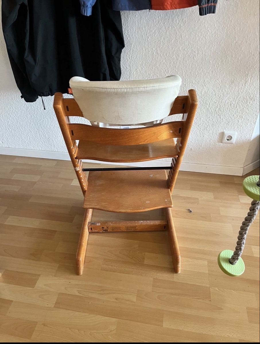 Stokke Hochstühle: Stokke Tripp Trapp + Newborn Set – Gebraucht aus Bettingen von snemat 2