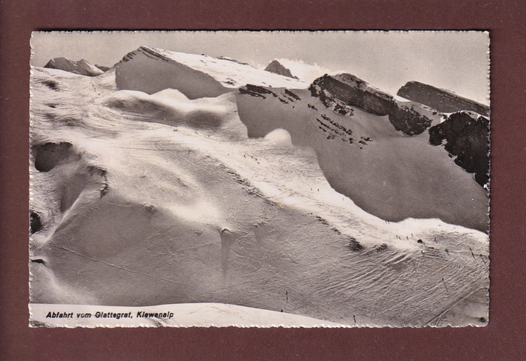 Cartoline postali: KLEWENALP - Abfahrt vom Glattegrat – Usato da Pully venduto da nicecards