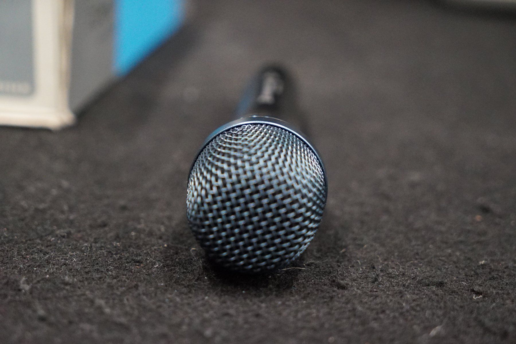 Microfoni: Sennheiser E 945 Hand Gesangs-Mikrofon – Usato da Ortschwaben venduto da Musictrade 4