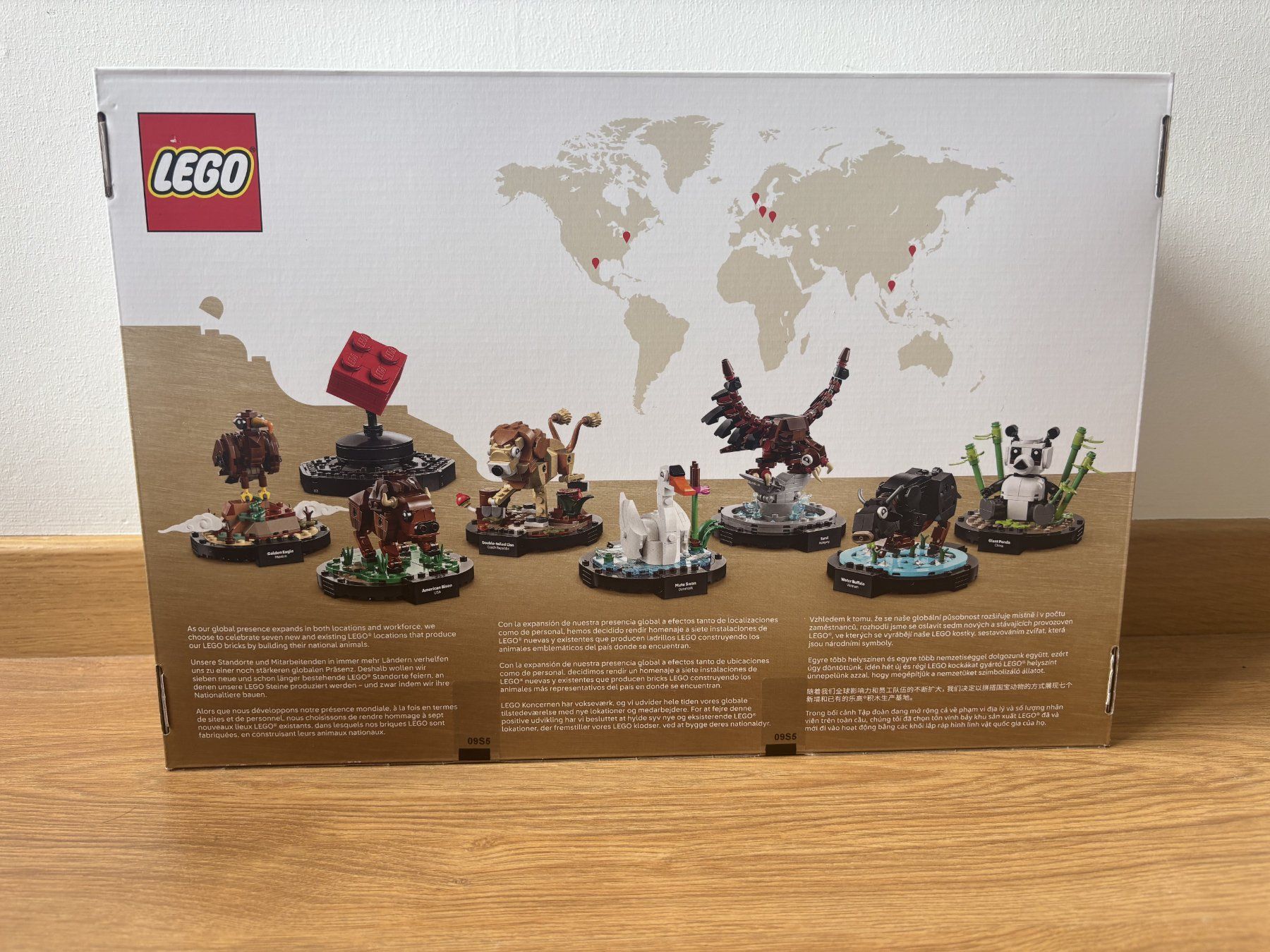 Lego Baukästen: LEGO 4002024 -  EXKLUSIVES MITARBEITERGESCHENK 2024 – Neu und originalverpackt aus Thalwil von Bricksandbrack 1