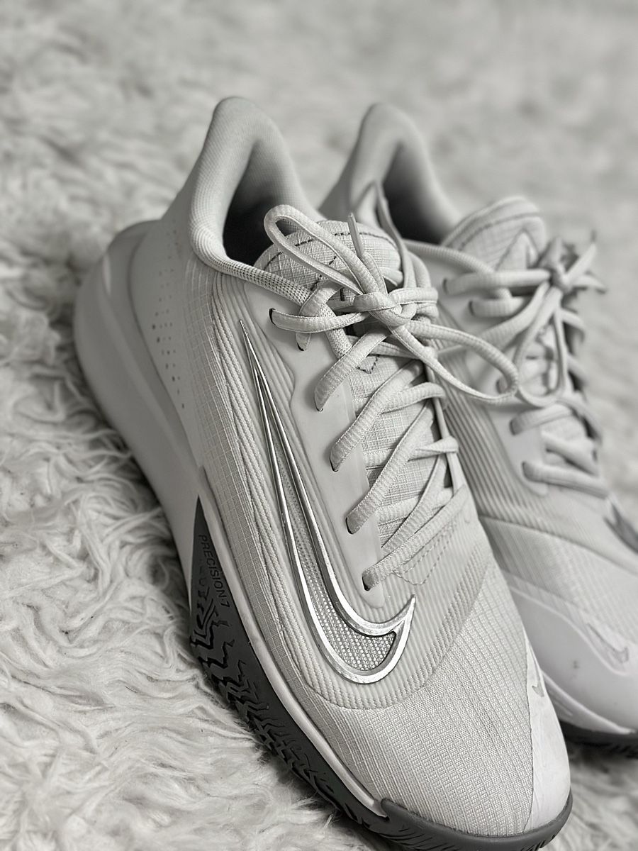 Nike Scarpe da uomo: Nike Performance PRECISION VII Schuhe WIE NEU – Usato da Kriens venduto da saleworld