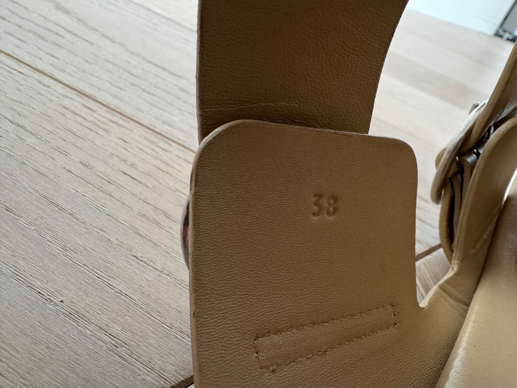 Jil Sander Scarpe da donna: Jil Sander Damensandalen Größe 38 – Usato da Kloten venduto da mybestbrands 5