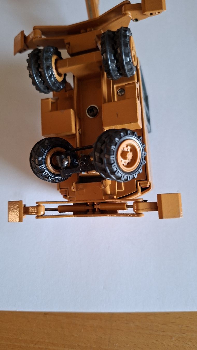 Escavatori: Bagger Modell – Usato da Wünnewil venduto da 04Blume 5