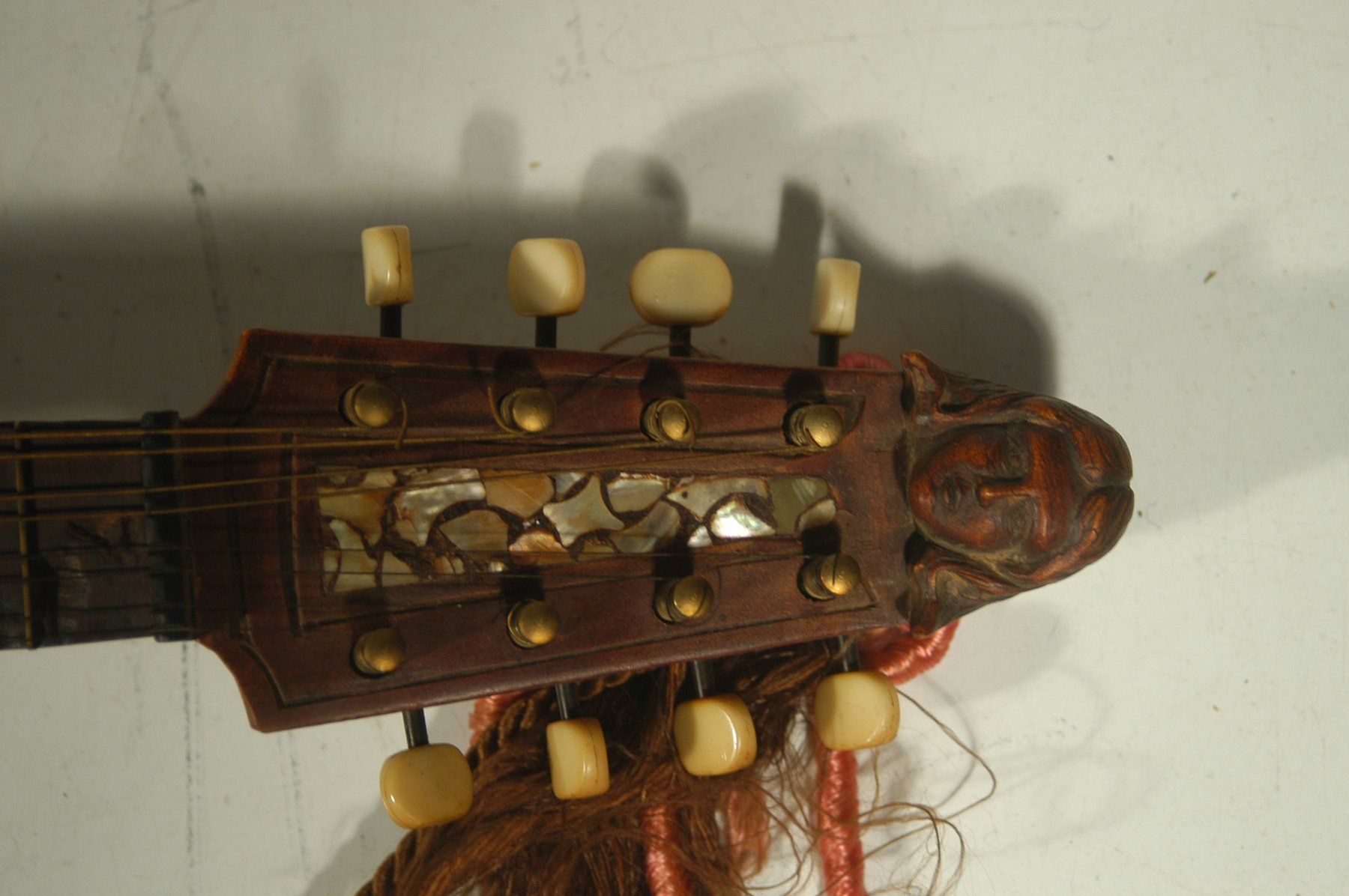 Strumenti musicali: Antike Mandoline reich verziert – Usato da Herisau venduto da Wisen 2