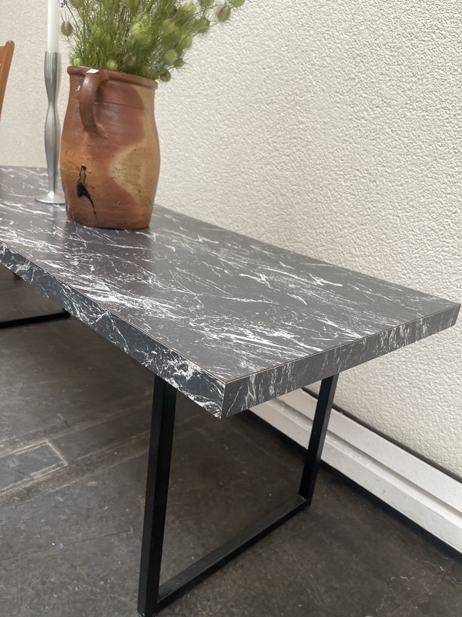 Tavoli: Vintage Kelko Couch Tisch 70ties, Marmorimitat – Usato da Bonstetten venduto da usgsuechts_vintage 1