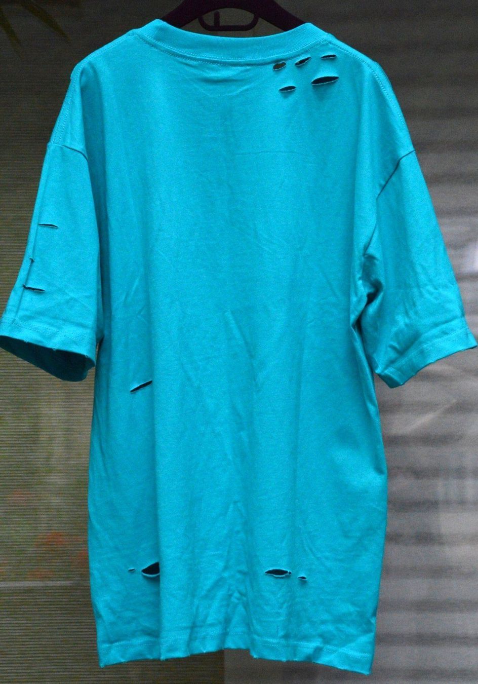 Balenciaga T-shirt: T-Shirt Balenciaga – Usato da Collonges venduto da Auganien 6