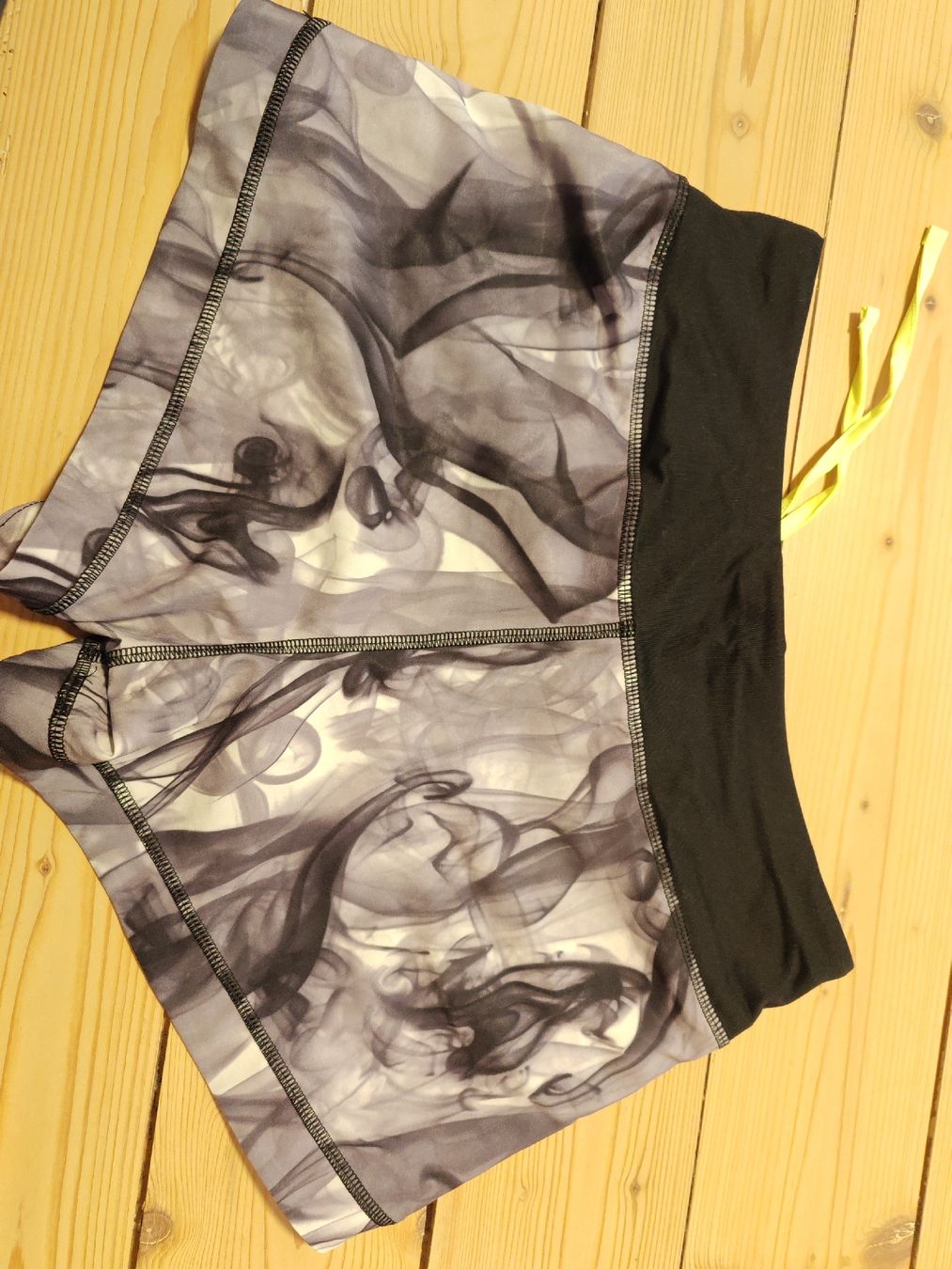 Hosen: Sporthose Gr. M – Gebraucht aus Windlach von ramona_l 1