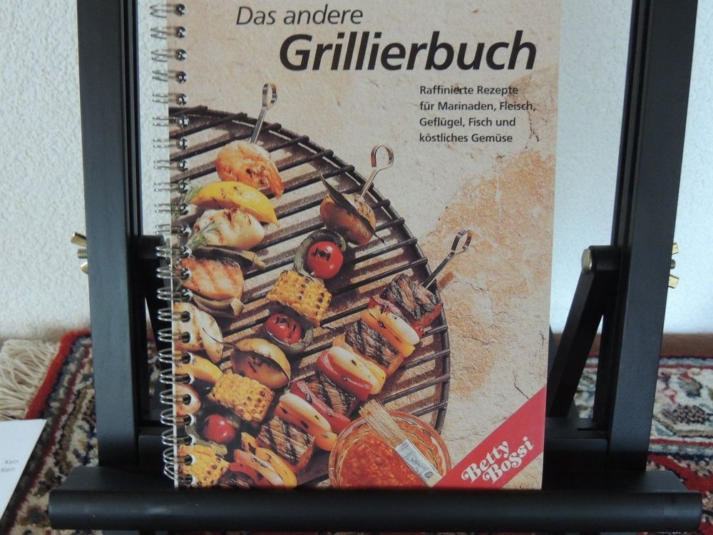 Brainstream Firewire Grillbuch 'Born 2 Grill' - Inklusive Flexiblem Edelstahl-Grillspieß, Rezepte Für Fleisch & Gemüse, Rot