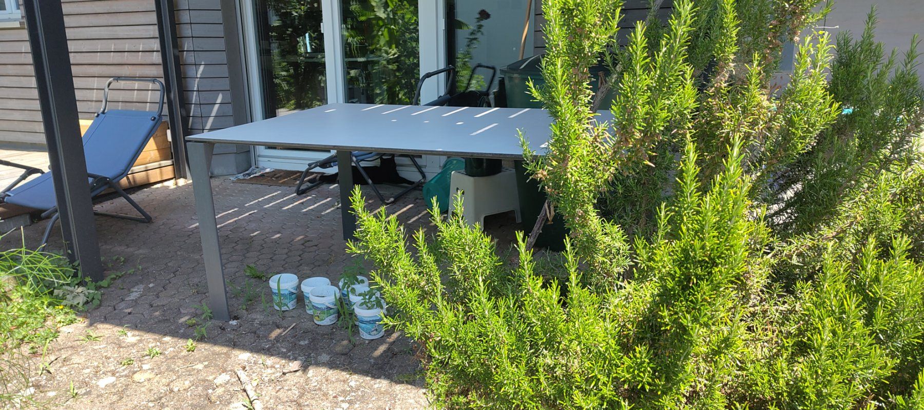 Tavoli: Stabiler Gartentisch Anthrazit / weiss 100 x 160 cm – Usato da Bülach venduto da Gilgenm 7