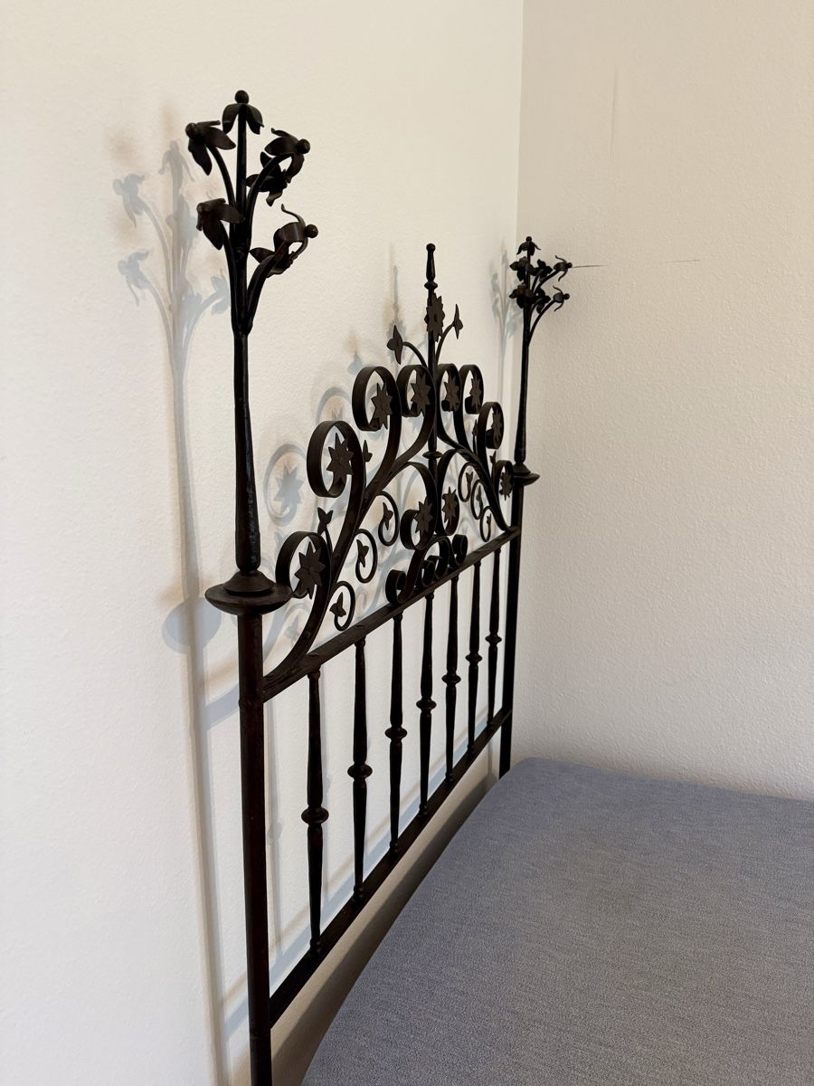 Betten: Antikes Jugendstil-Gusseisenbett - Komplett & Top! – Gebraucht aus Zürich von Topfamily 3