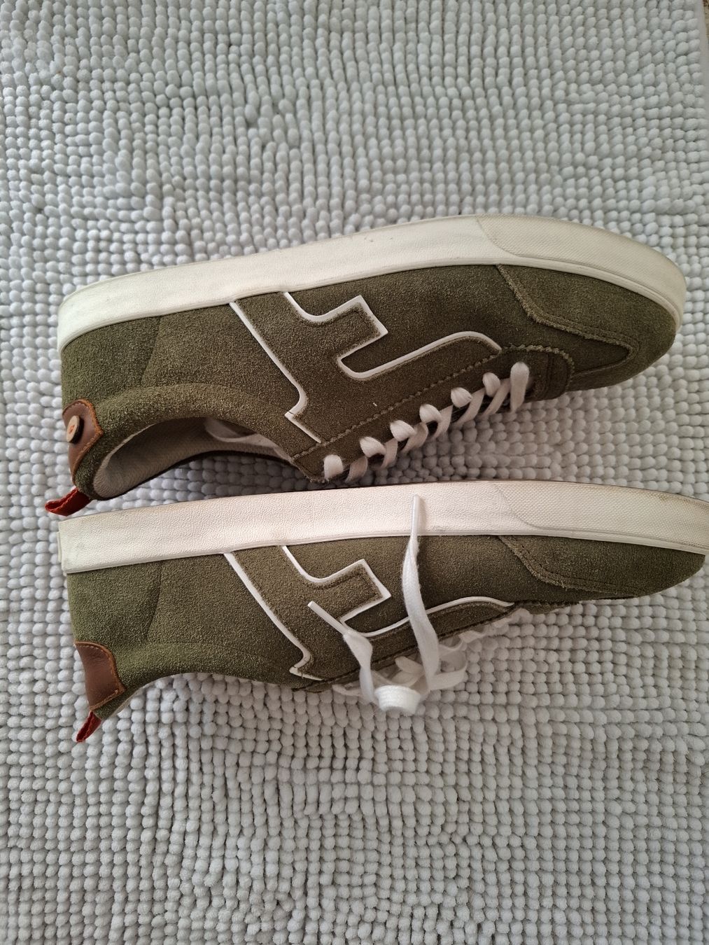 Chaussures hommes: Faguo baskets kaki en daim, taille 45 – Neuf (Voir description) à Le Locle par sAm_2112 1