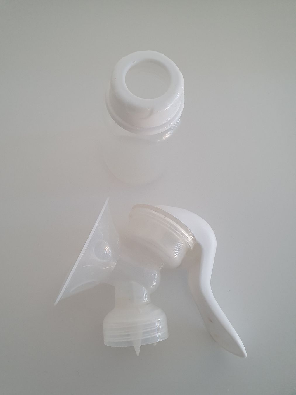 Accessori per l’allattamento: Tire-lait manuel avec bouteille – Usato da Neuchâtel venduto da viv_zf9x