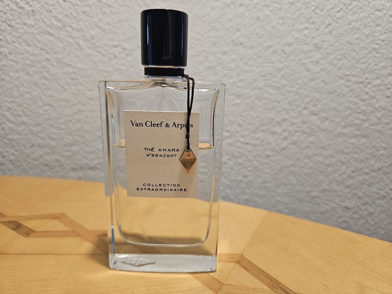 Van Cleef Parfums & Eau de Toilette: Van Cleef & Arpels The Amara – D'occasion à Sargans par Chicco051