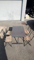 Gartentisch mit vier Klappstühlen gebraucht