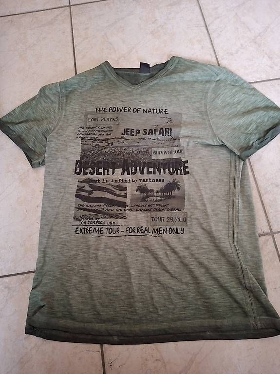 T-shirt: Grünes T-Shirt Tom Tompson – Nuovo (secondo la descrizione) da Gurzelen venduto da sim_rsz9