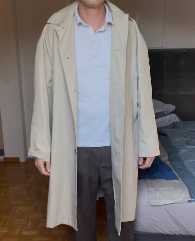 H&M Cappotti: Regenjacke Trenchcoat Grösse L – Usato da Bern venduto da DennisS.