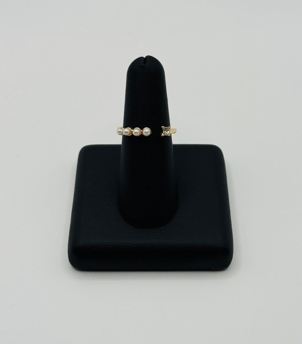 Anelli: Wunderschöner Ring mit Perlen & Strass Details / Grösse: 51 – Nuovo e nell'imballaggio originale da Frutigen venduto da glanzvolles.leben