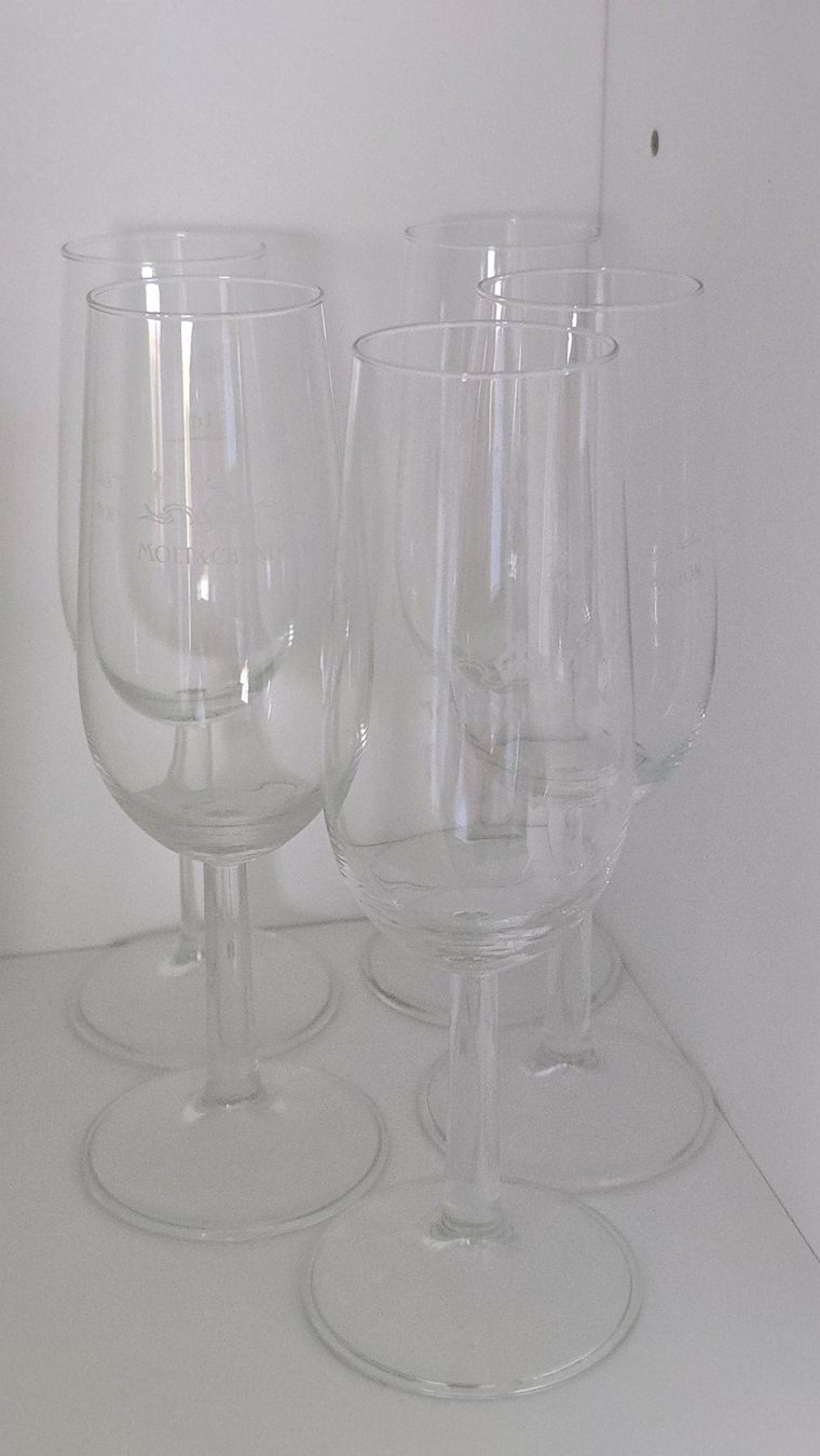 Bicchieri: Moët & Chandon Champagnerglas – Original - Weinglass – Usato da St. Gallen venduto da Arctic_Dweller
