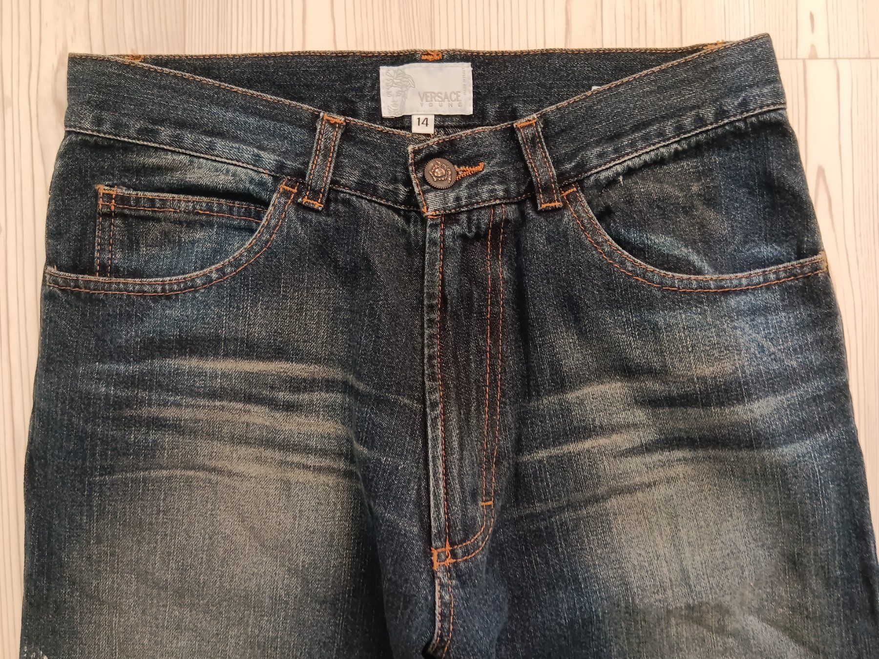 Versace Jeans: VERSACE YOUNG  Jeans    Taille / Grosse 14 (164) – Usato da Cossonay-ville venduto da Super-Price-Quality 1