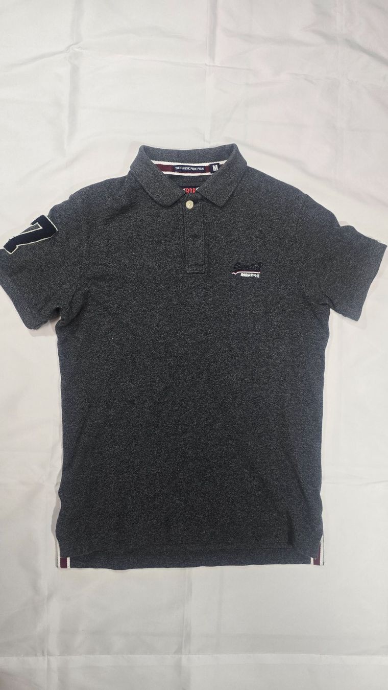 Superdry Magliette Polo: 2x Polo Shirts von Superdry Grösse M/S – Usato da Löhningen venduto da Sanmyk 6
