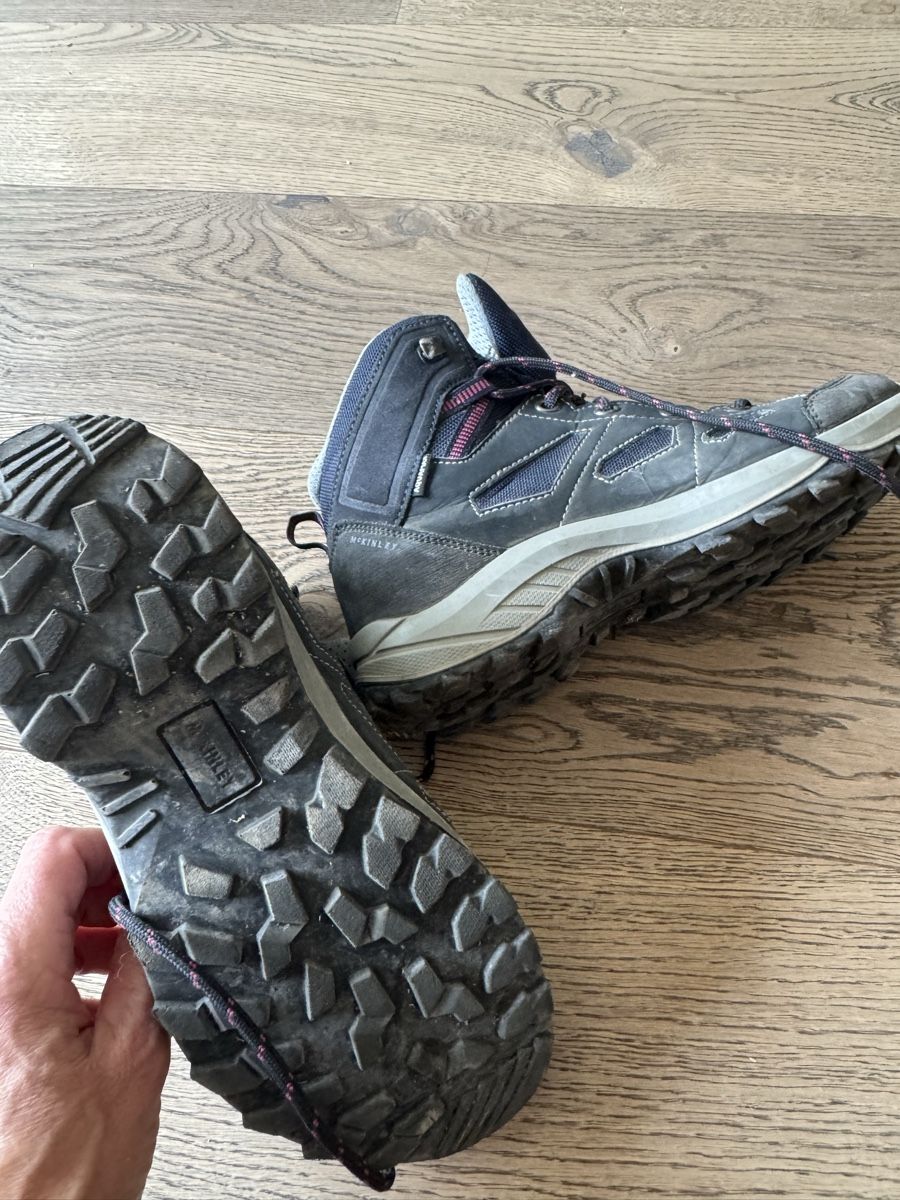 Scarpe da donna: Chaussures de randonnée  – Usato da Chéserex venduto da evo_97yp 1