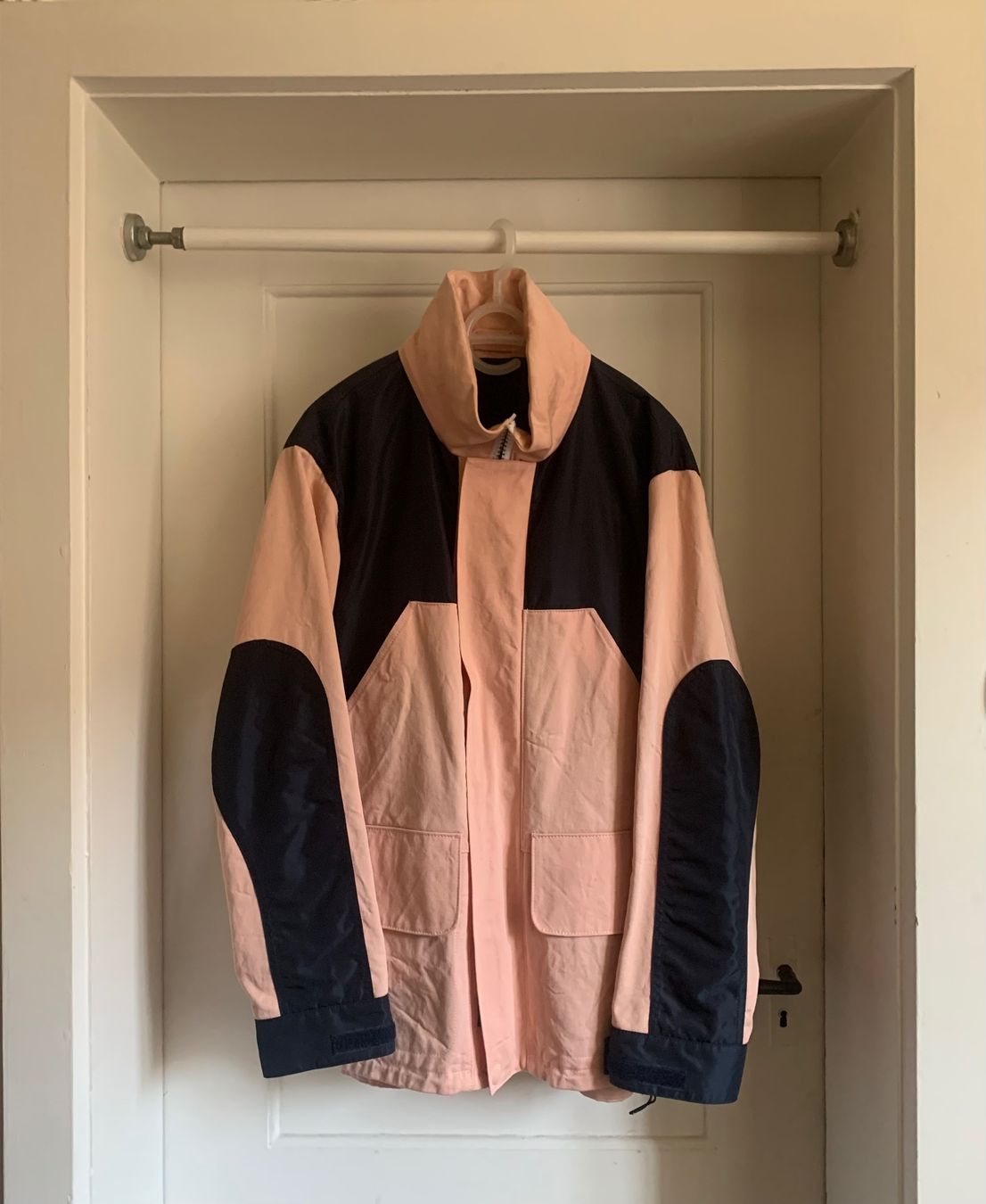 Acne Studios Giacche: Acne Studios MT2002 Pale Pink Parka – Usato da Zürich venduto da abientotleo